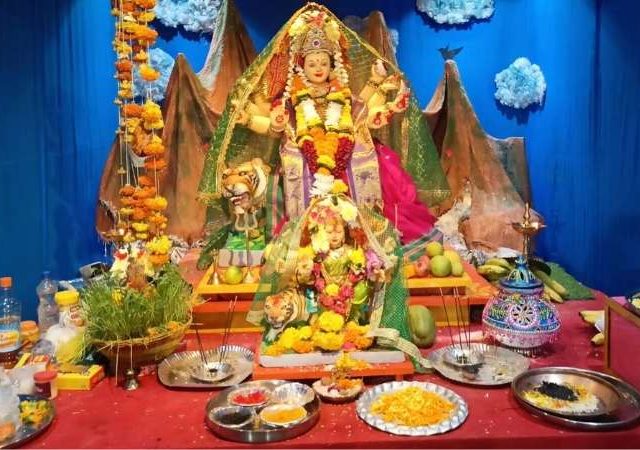 नवरात्रीत उपवासा दरम्यान काय खावे ?