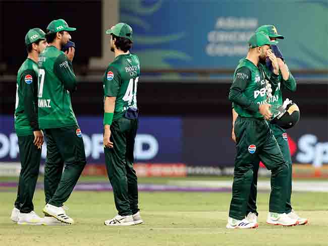 Pakistan vs Sri Lanka :  पाकिस्तानच्या गोलंदाजांचा क़हर, श्रीलंकेला १३३ धावांवर रोखले