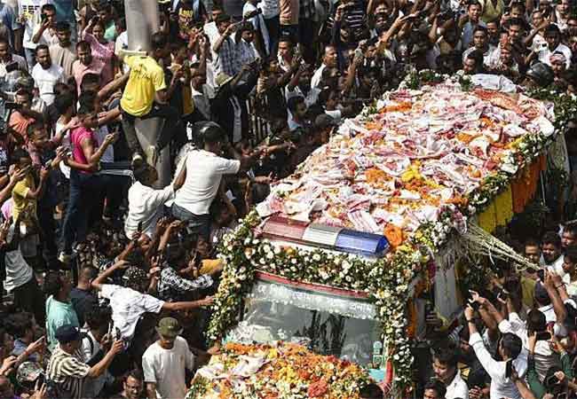 गायक झुबीन गर्ग अनंतात विलीन