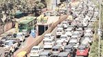 दुरवस्था उड्डाणपुलांची, कोंडी मुंबईकरांची
