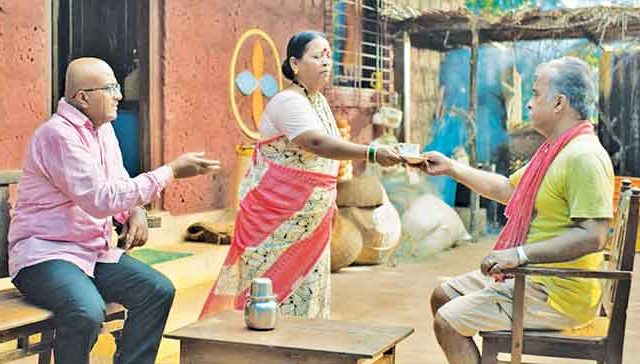 कोकणच्या मातीची  मिठ्ठास भ्रमंती...
