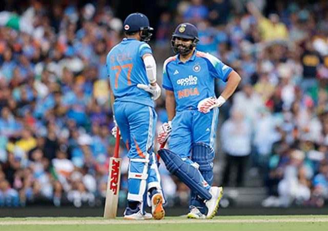सिडनी ODI मध्ये ऑस्ट्रेलिया ऑलआऊट