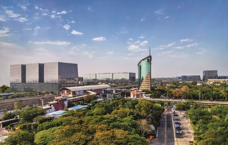 DLF Q2FY26 Results: DLF ने Q2FY26 साठी आर्थिक निकाल जाहीर केले कंपनीचा निव्वळ नफा ११७१ कोटींवर पोहोचला