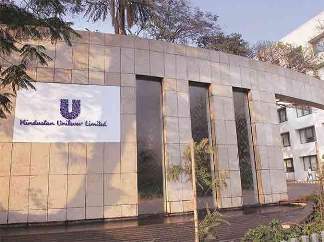 HUL Q2 Results: देशातील बडी एफएमसीजी कंपनी हिंदुस्थान युनिलिव्हर लिमिटेडचा निकाल जाहीर कंपनीच्या निव्वळ नफ्यात ३.८% वाढ कंपनीकडून Dividend जाहीर