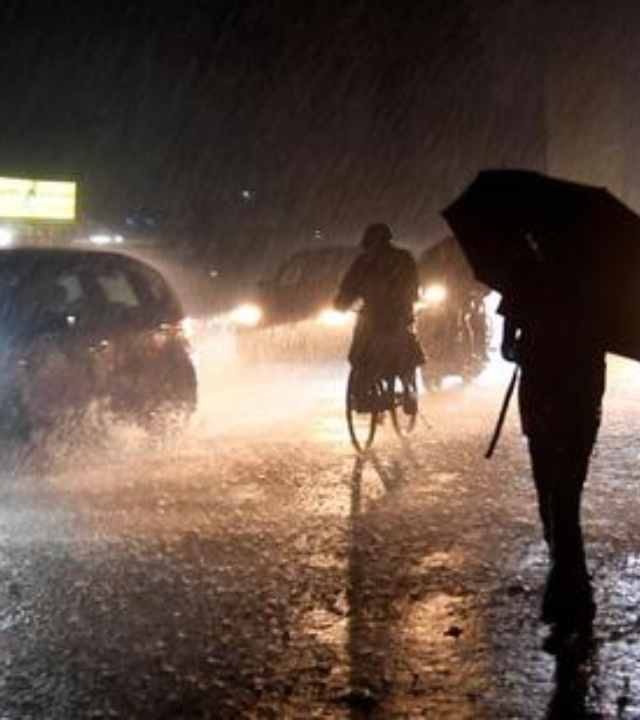 IMD Weather Update : तिहेरी संकट! महाराष्ट्रासह १४ राज्यांवर पावसाचा धोका; IMD कडून 'हाय अलर्ट' जारी
