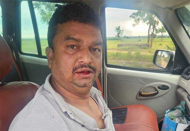 एकनाथ शिंदेंचे विश्वासू मंगेश चिवटेंच्या भावाला बेदम मारहाण