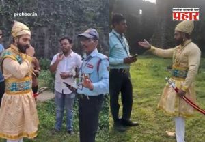 Vasai Fort : 'मला मराठी येत नाही!' म्हणत वसई किल्ल्यावर सुरक्षा रक्षकाचा माज; शिवरायांच्या वेशातील युवकाला फोटो काढण्यास मज्जाव!