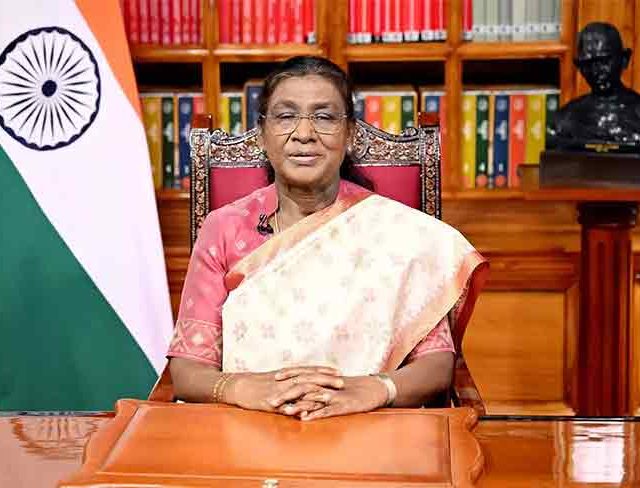 राष्ट्रपती द्रौपदी मुर्मू २१ ते २४ ऑक्टोबरदरम्यान केरळ दौऱ्यावर, अनेक महत्त्वाच्या कार्यक्रमांना लावणार हजेरी