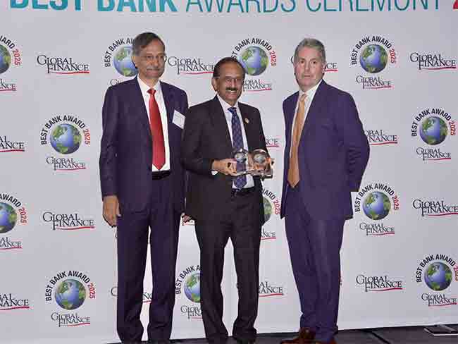 SBI Received Awards: एसबीआयला दोन जागतिक किर्तीचे पुरस्कार जाहीर पियुष गोयल म्हणाले..’२०२५ च्या सोहळ्यात…