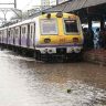 आता पावसाळ्यात मध्य रेल्वेच्या रुळावर पाणी साचणार नाही! भुयारी टाकी बसवण्याचा मुंबई पालिकेचा नवा प्रकल्प