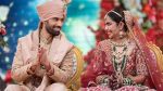'बालिका वधू'ची आनंदी विवाहबंधनात! लग्नानंतर 'सिंदूर-मंगळसूत्र' लूकमध्ये पतीसोबत दिसली