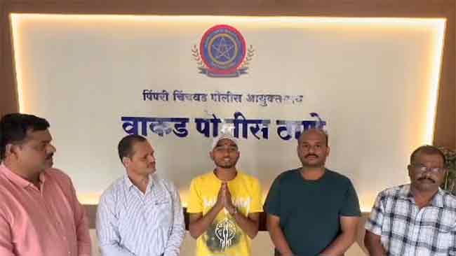 गुन्हेगारी स्टाईलने ‘रिल्स’ बनवणा-याला दिला पोलिसांनी दणका