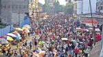 पुण्याच्या या मार्केट्समध्ये एकदा फेरफटका मारलात, की दिवाळीची खरेदी पूर्ण झालीच म्हणायची!