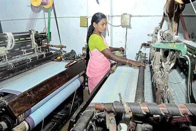 यंत्रमाग उद्योगांना वीज सवलत योजनेच्या लाभासाठी वस्त्रोद्योग आयुक्तालयाच्या पोर्टलवर नोंदणी अनिवार्य