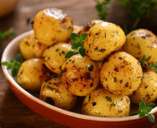 उकडलेला बटाटा आहे आरोग्यासाठी उत्तम !