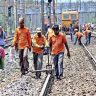 मध्य रेल्वेचा ९ दिवस मेगाब्लॉक! 'या' स्थानकांदरम्यान वाहतूक राहणार बंद, लांबपल्ल्याच्या लोकल ट्रेनला फटका