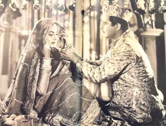 ‘मुझे दोस्त बनके दगा न दे...’