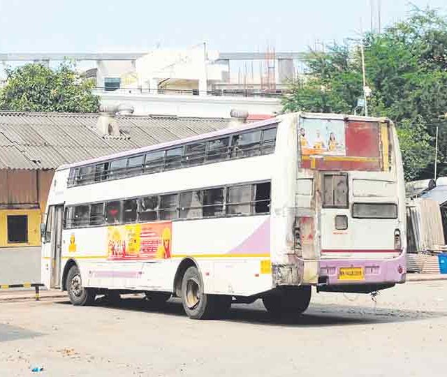 प्रवासी नियमावली आली, पण सुरक्षिततेचे काय?