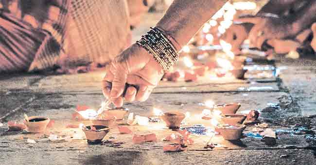दिवा आणि दिवाळी…