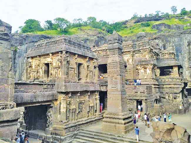 कैलास गुंफा मंदिर शिल्पकलेचा अद्वितीय नमुना