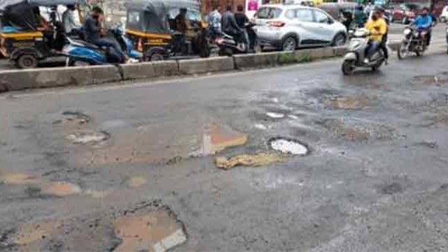माणगाव-दिघी-पुणे राष्ट्रीय महामार्गावरील खड्डे बुजवा