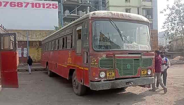 पालघरमध्ये एसटी बससेवेची स्थिती बिकट
