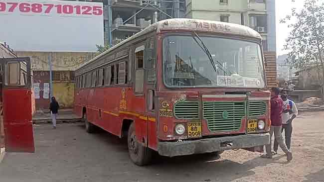 पालघरमध्ये एसटी बससेवेची स्थिती बिकट