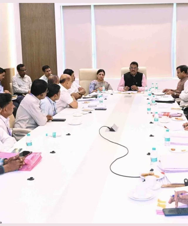 पालिकेच्या २ हजार ७०० कर्मचाऱ्यांना जुनी पेन्शन लागू होणार