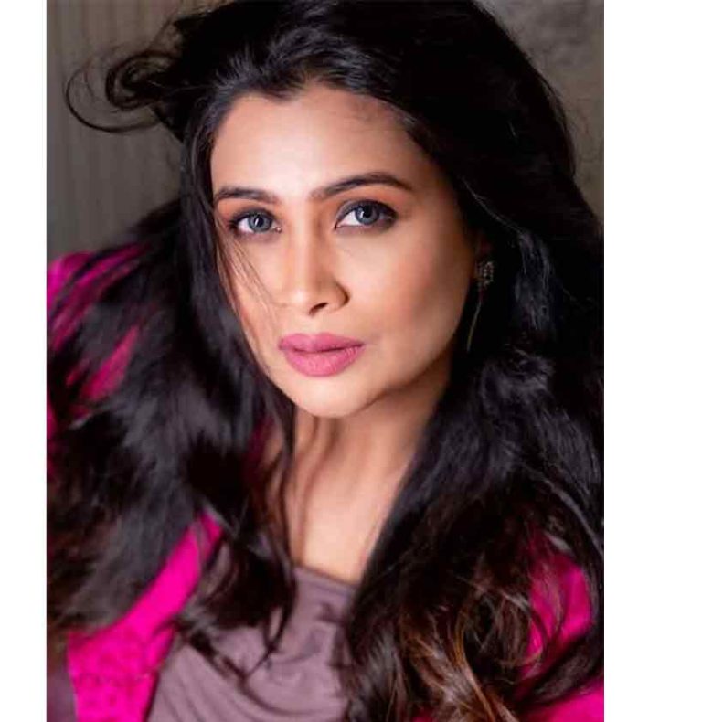 रोहित आर्याने