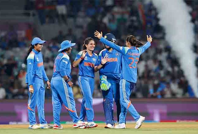 IND W vs AUS W : भारतीय संघ दिमाखात फायनलमध्ये, ऑस्ट्रेलियाला केले चारीमुंड्या चीत, आता द. आफ्रिकेशी होणार लढत