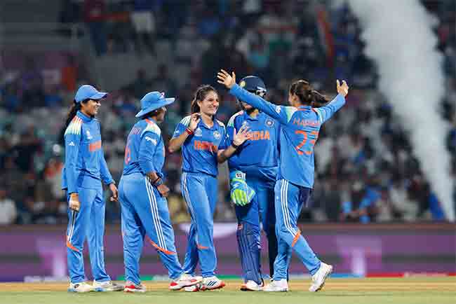 IND W vs AUS W : भारतीय संघ दिमाखात फायनलमध्ये, ऑस्ट्रेलियाला केले चारीमुंड्या चीत, आता द. आफ्रिकेशी होणार लढत