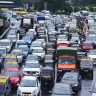 नवी मुंबई विमानतळामुळे महामार्गावर 'ट्रॅफिक कोंडी'चा धोका!