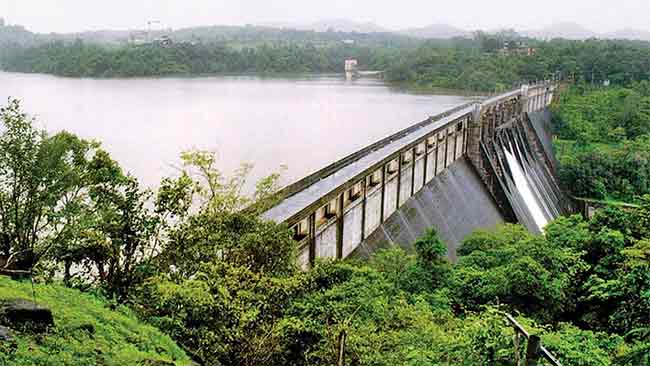 मागील दोन वर्षापेक्षा धरण क्षेत्रात कमी साठा, पण वर्षभराची तहान भागणार….