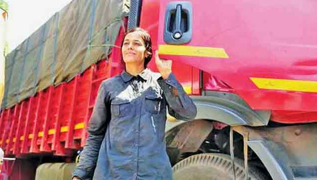 भारताची पहिली महिला ट्रकचालक : योगिता रघुवंशी
