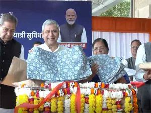 ट्रेनच्या AC कोचमध्ये प्रवाशांसाठी नवी सुविधा, मळक्या ब्लँकेट्सचा त्रास संपला.