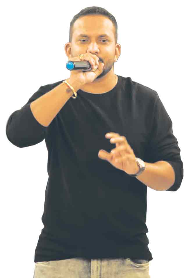 मराठी चित्रपटात नावीन्य हवे
