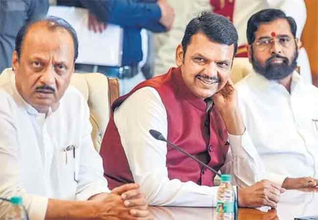 रायगडमध्ये भाजप – राष्ट्रवादी विरुद्ध शिवसेना अशी रंगणार लढत, थंडीत रंगणार मित्रपक्षांचा सामना