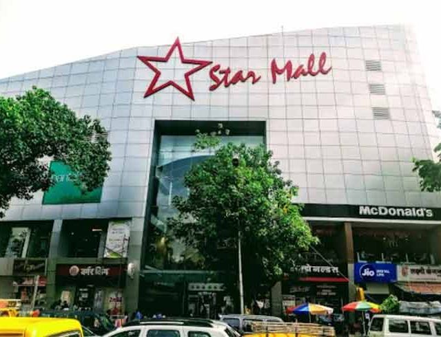 दादरच्या 'स्टार मॉल'मध्ये भयंकर आग!