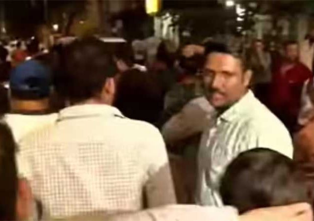 मुंबईत राडा, काँग्रेस आणि भाजपचे कार्यकर्ते आमनेसामने