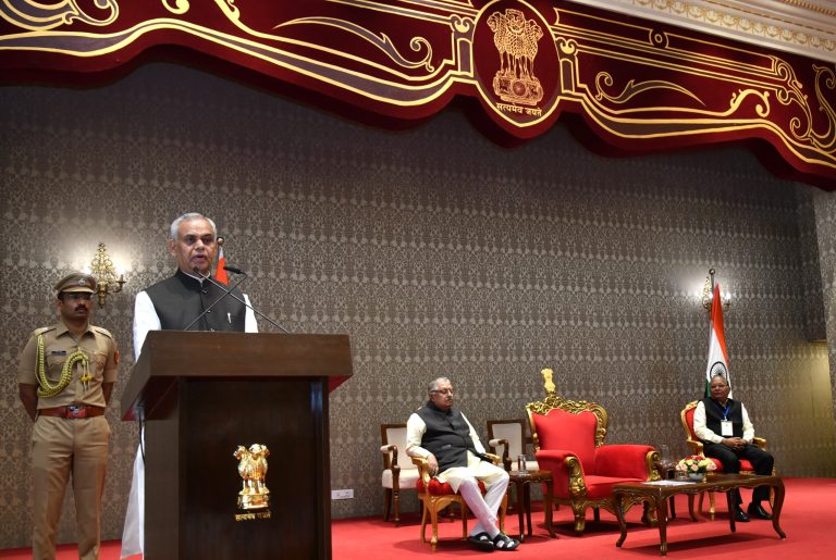 नैसर्गिक शेतीला चालना द्या : राज्यपाल