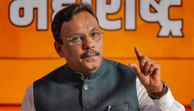 बिहारमध्ये भाजपचा दणका: मुख्यमंत्री कोण होणार? आता एनडीएचा 'हा' मोठा निर्णय!