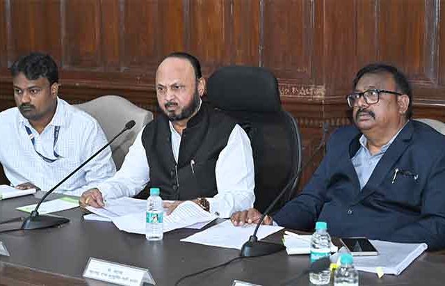 अनुसूचित जातीच्या विविध रिक्त्त पदांच्या भरतीचा अनुशेष भरा!