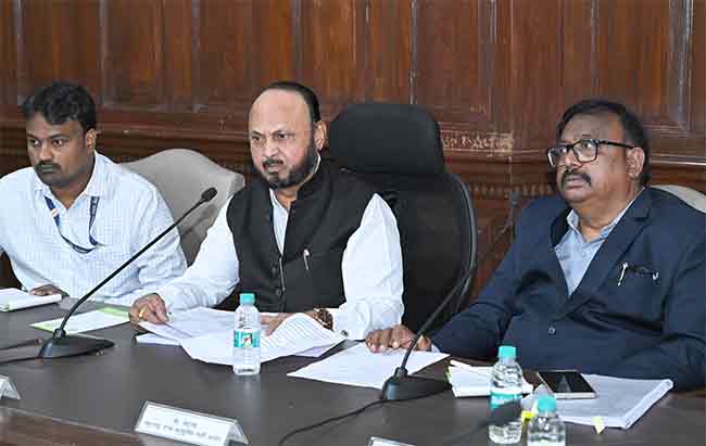 अनुसूचित जातीच्या विविध रिक्त्त पदांच्या भरतीचा अनुशेष भरा!