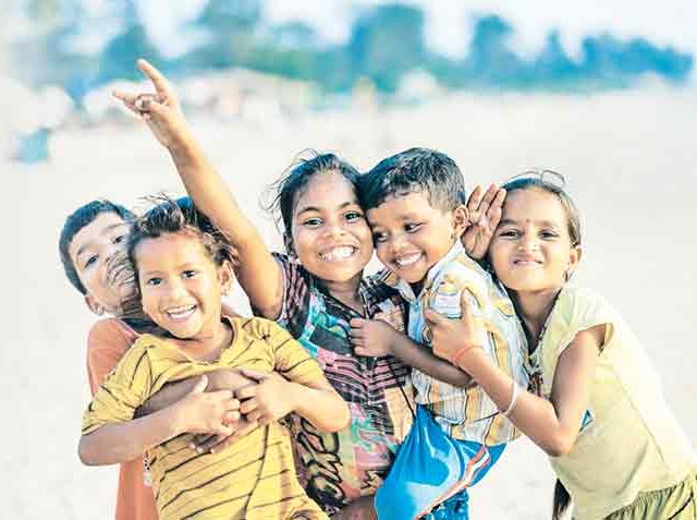 पालकांनी बालकांशी पालकासम वागणे...