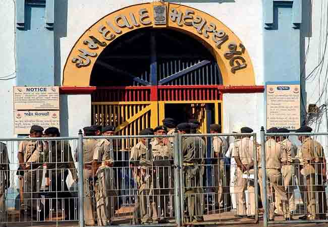 साबरमती तुरुंगात कैद्यांचा आयसिसच्या दहशतवाद्यावर हल्ला; हल्ल्याचा हेतू अस्पष्ट