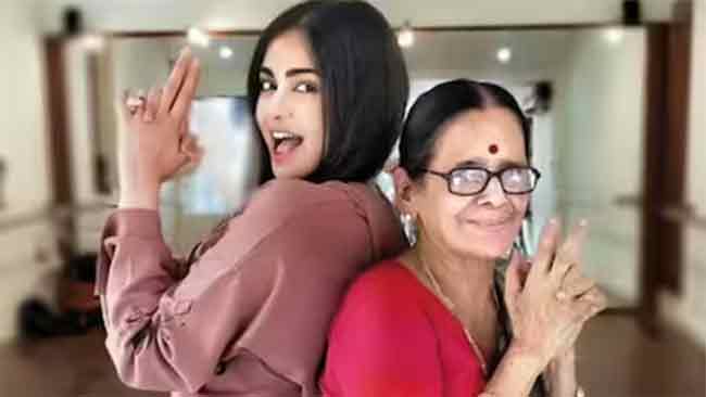 ‘द केरळ स्टोरी’ फेम अदाला मोठा धक्का; लाडक्या आजीचे निधन, महिनाभर सुरू होते उपचार