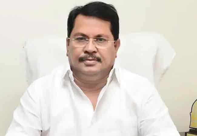 बजरंग दलाबाबत विजय वडेट्टीवारांची मुक्ताफळे; भाजप-शिवसेनेचे आमदार आक्रमक