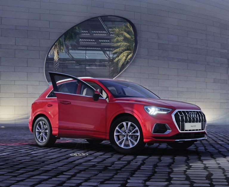 Audi India: लक्झरी कारमेकर ऑडीकडून तीन सिग्नेचर Audi Q3,Audi Q5 कार भारतात दाखल