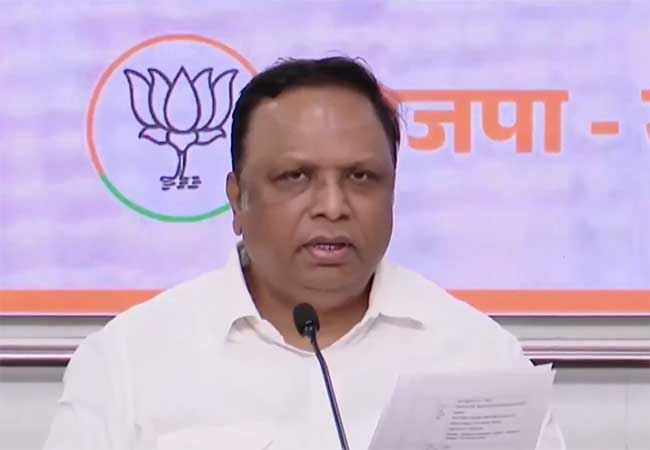 मविआ नेत्यांच्या मतदारसंघांतील मुसलमान दुबार मतदारांचे काय ? मविआचे आमदार राजीनामा देणार का ?