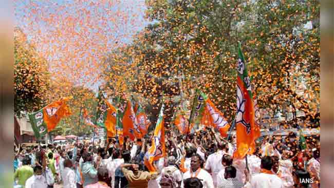 ‘भाजप काँग्रेसचा सर्वाधिक आमदारांचा विक्रम मोडणार’